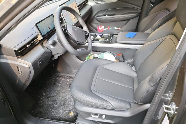 Used Wuling Xingguang 2024 Co-Creation Edition 150 Flagship Model
