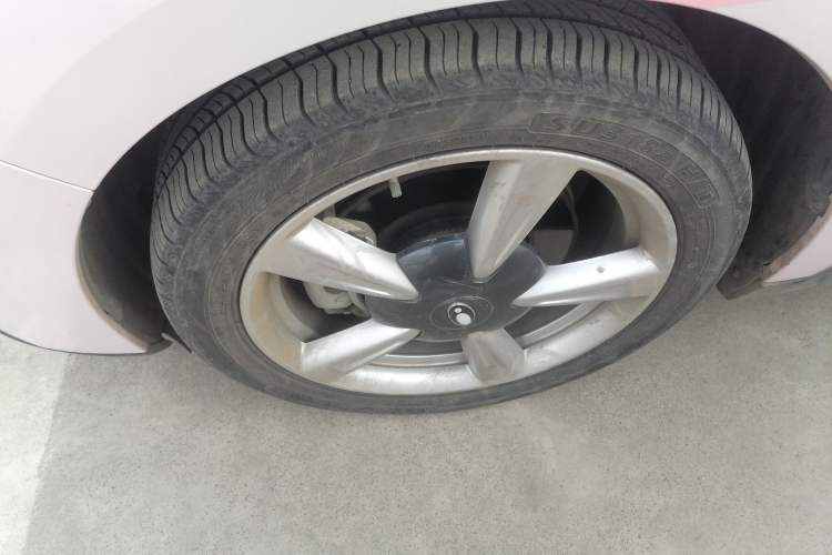 Used ORA Good Cat 2023 401 km Standard Range Luxury Version Lithium Iron Phosphate