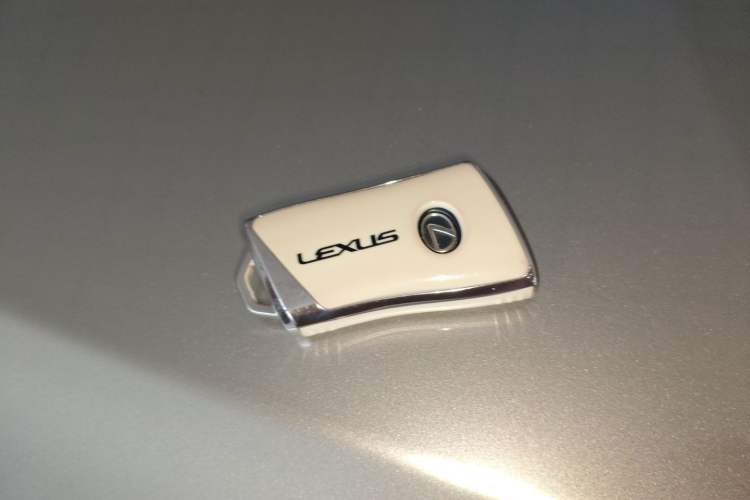 Used Lexus ES 2023 200 Excellence Edition