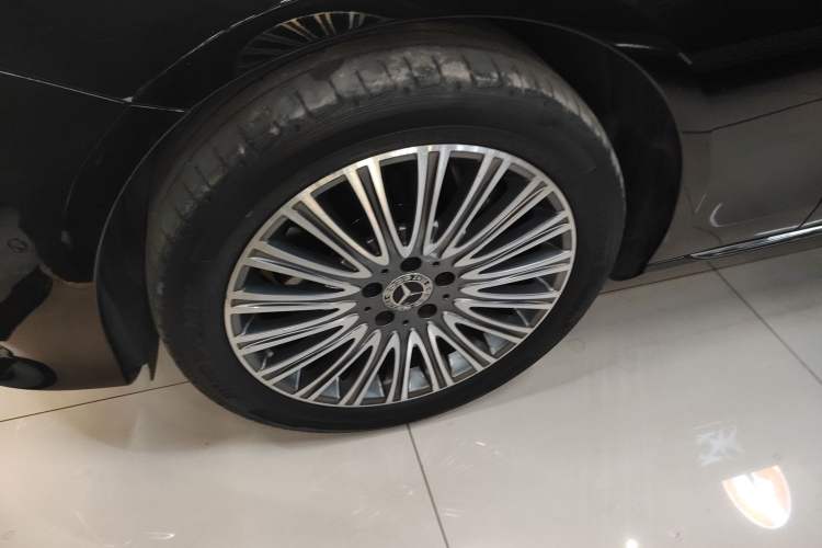 Used Mercedes-Benz E-Class 2020 Facelift E 300 L Stylish Edition
