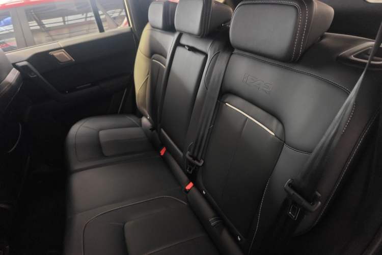 Used iCAR 03T 2024 501km Four-wheel Drive Long-range Enjoyment Version
