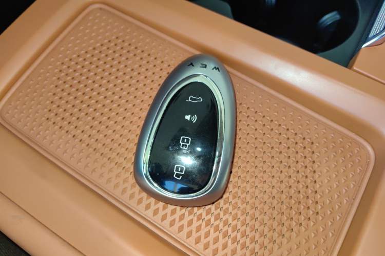 Used Wey Lanshan 2025 Four-Wheel Drive Ultra