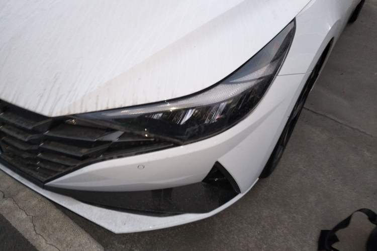 Used Hyundai Elantra 2022 1.5L CVT LUX Prestige Edition
