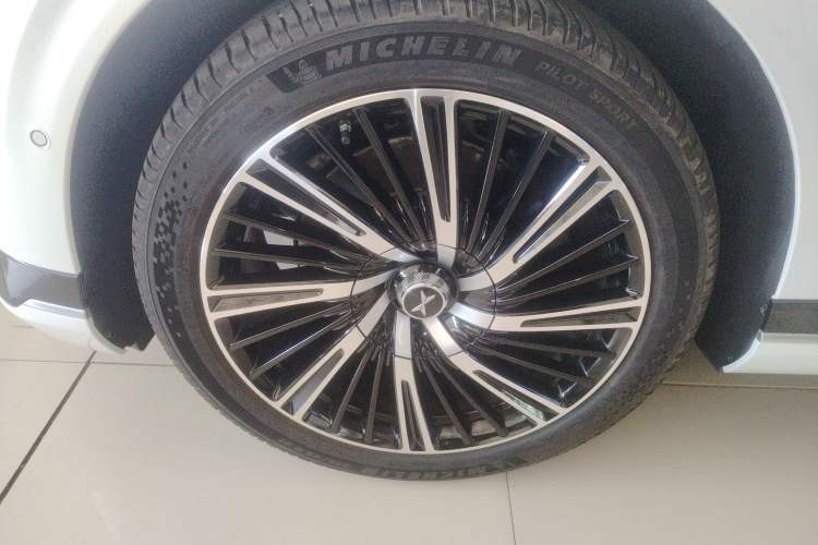 Used XPeng G9 2022 650 Performance Edition Max

