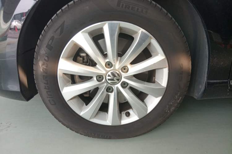 Used Volkswagen Magotan 2013 1.8TSI Premier Model
