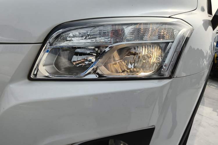 Used Chevrolet Trax 2016 1.4T Automatic Two-Wheel Drive Comfort Version with Sunroof
