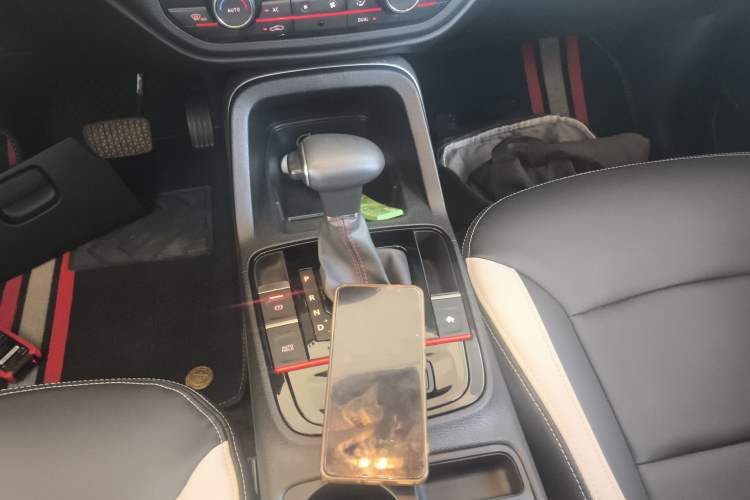 Used Qoros 5 2019 1.6T Automatic Zhiyun Connect (AliOS) Edition Prestige Model
