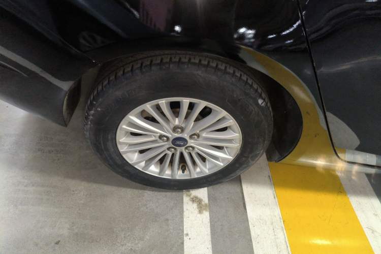 Used Ford Escort 2015 1.5L Automatic Comfort Model
