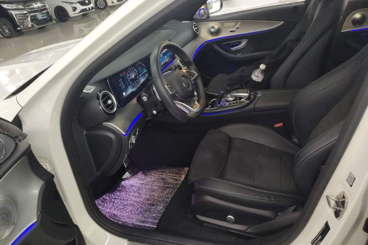 Used Mercedes-Benz E-Class 2017 Facelift E 200 Sport 4MATIC
