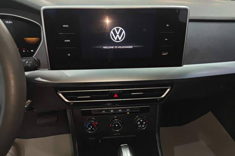 Used Volkswagen Lavida 2023 1.5L Automatic De Yi Edition