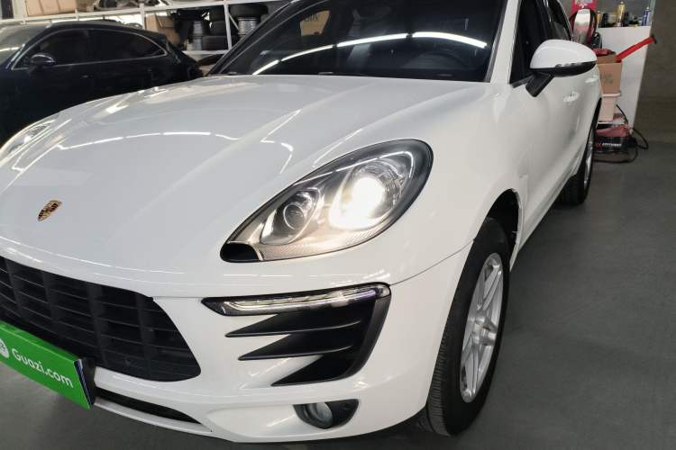 Used Porsche Macan 2017 Macan 2.0T
