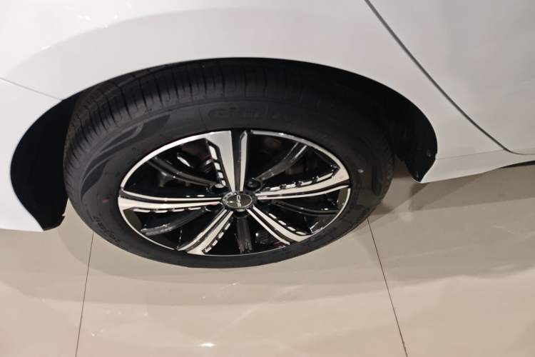 Used BYD Destroyer 05 2023 Champion Edition DM-i 120KM Prestige Model
