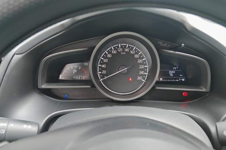 Used Mazda Mazda 3 Axela 2019 Cloud-Control Edition Hatchback 1.5L Automatic Comfort Model China VI Standard
