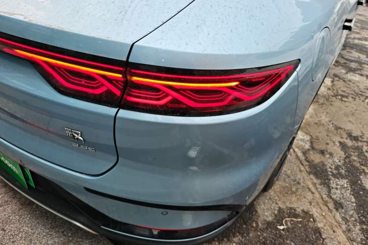 Used BYD Han 2023 EV Champion Edition 610KM All-Wheel-Drive Flagship Model
