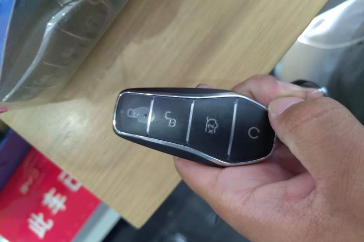 Used BYD Han L 2025 DM-i 200km LiDAR Flagship Model
