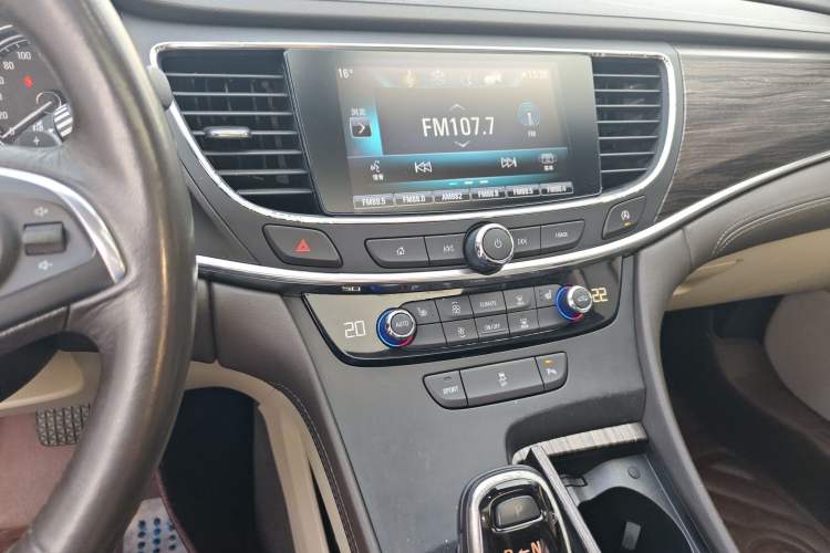 Used Buick LaCrosse 2016 20T Leading Model
