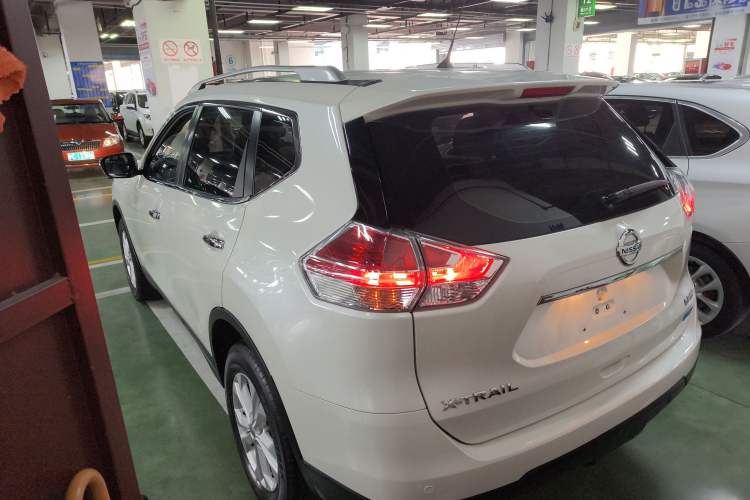 Used Nissan X-Trail 2015 2.0L CVT Comfort MAX Edition 2WD