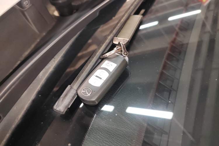 Used Mazda Atenza 2018 2.5L Blue Sky Prestige Edition China VI compliant
