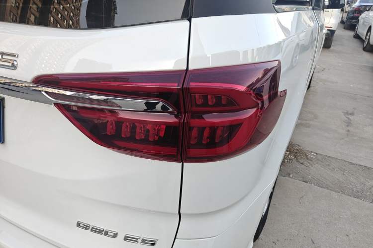 Used SAIC MAXUS G20 2023 ES 2.0T Gasoline Automatic Value Edition