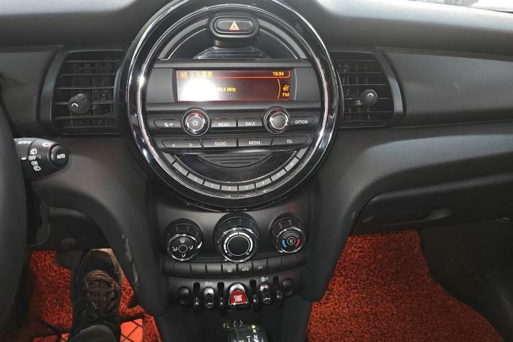 Used  MINI 2014 1.2T ONE+
