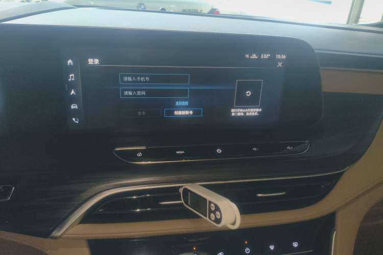 Used Buick GL8 2021 ES Landtrek 653T Luxury Model
