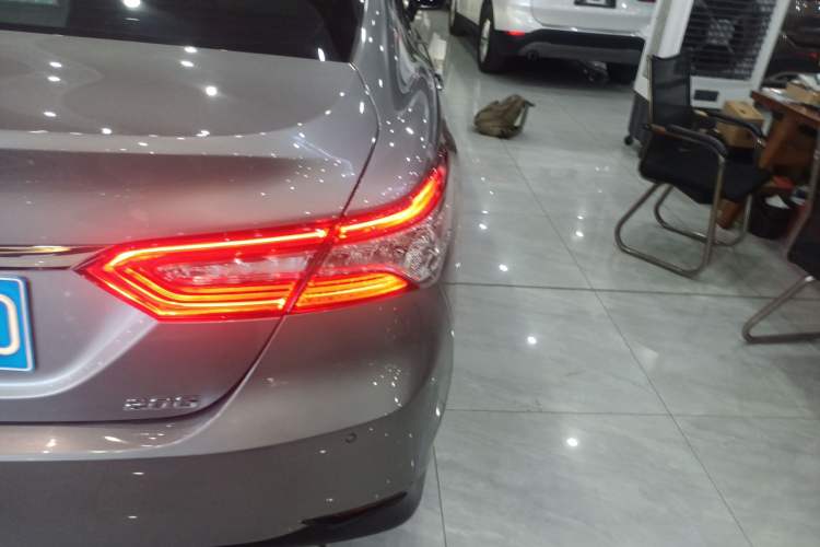 Used Toyota Camry 2021 2.0G Luxury Edition