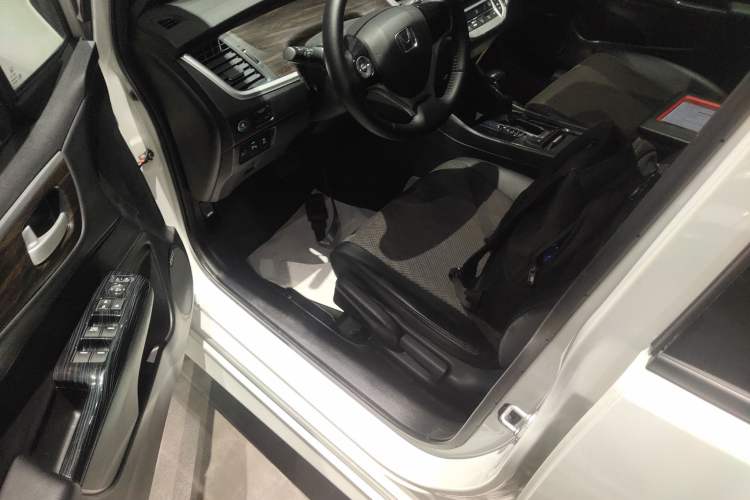 Used Honda Jade 2020 1.8L automatic Comfort version
