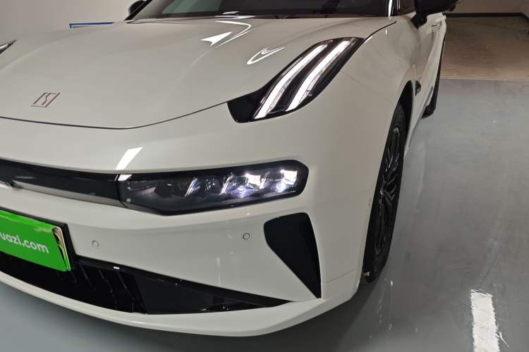 Used Zeekr 001 2024 WE Edition 95 kWh All-Wheel Drive
