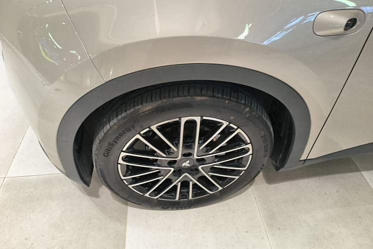 Used  firefly 2025 Free Edition
