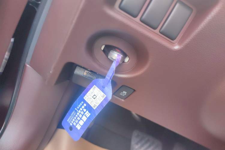 Used Infiniti QX50 2013 2.5L Two-Wheel-Drive Elegant Edition