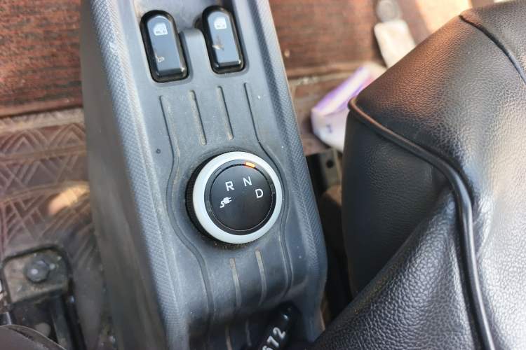 Used Wuling Hongguang MINIEV 2021 Macaron Premium Model – Lithium Iron Phosphate
