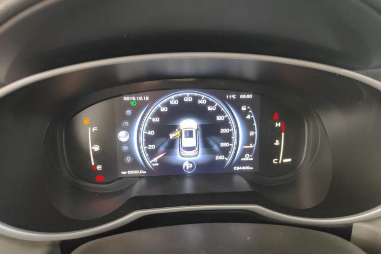 Used Geely Auto Emgrand X7 Sport 2018 1.8TD Automatic Two-Wheel Drive Smart Connect 4G Internet Edition