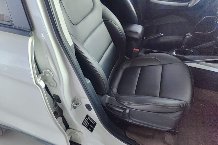 Used Changan CS35 2016 1.6L Manual Luxury Model China V Standard