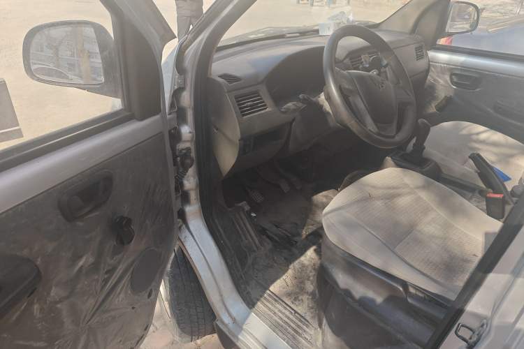 Used Wuling Rongguang S 2021 1.2L Base Model Window-Sealed 2-Seat LSI Car