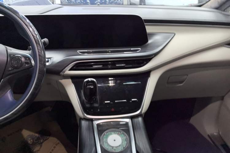 Used Buick GL8 2021 ES Landtrek 653T Comfort Edition
