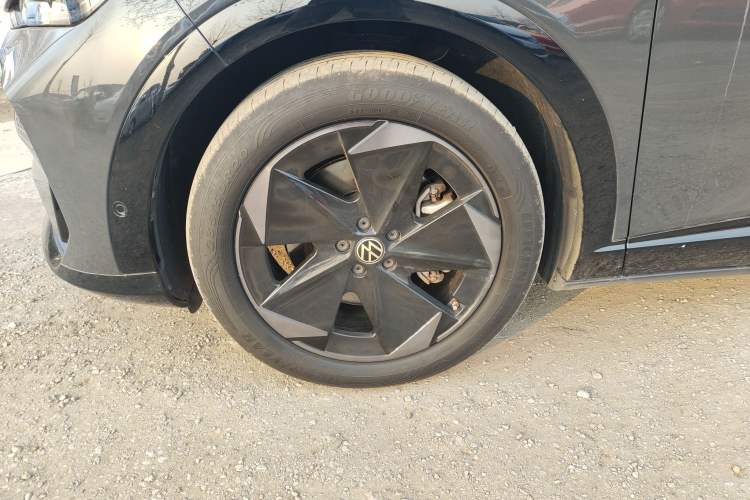 Used Volkswagen ID.UNYX 2024 Pro Long-Range Version
