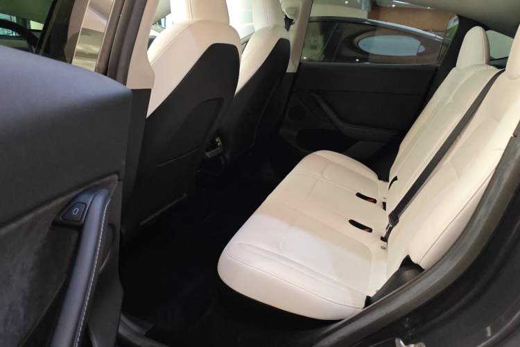 Used Tesla Model Y 2022 Rear-Wheel-Drive Version
