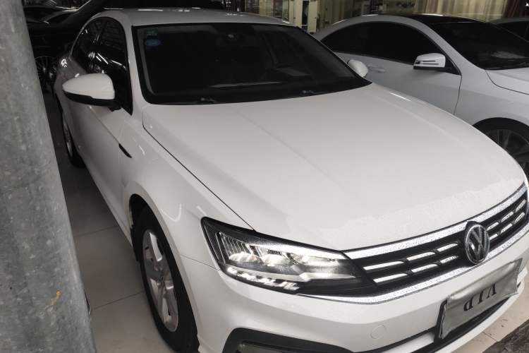 Used Volkswagen Lamando 2019 230TSI DSG Fashion Edition China VI
