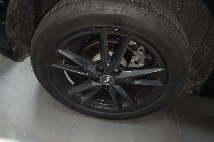 Used Audi Q2L 2021 35 TFSI Progressive Dynamic Edition
