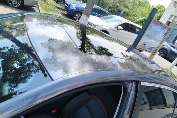 Used MG 5 2022 180 DVVT CVT Youth Luxury Edition
