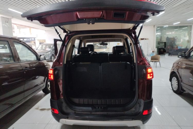 Used Dongfeng Fengon 370 2016 1.5L Manual Luxury 7-Seater
