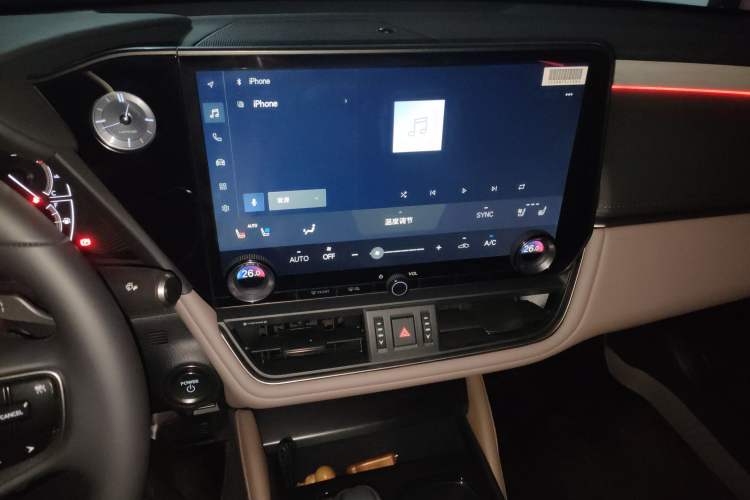 Used Lexus ES 2025 300h Deluxe Edition
