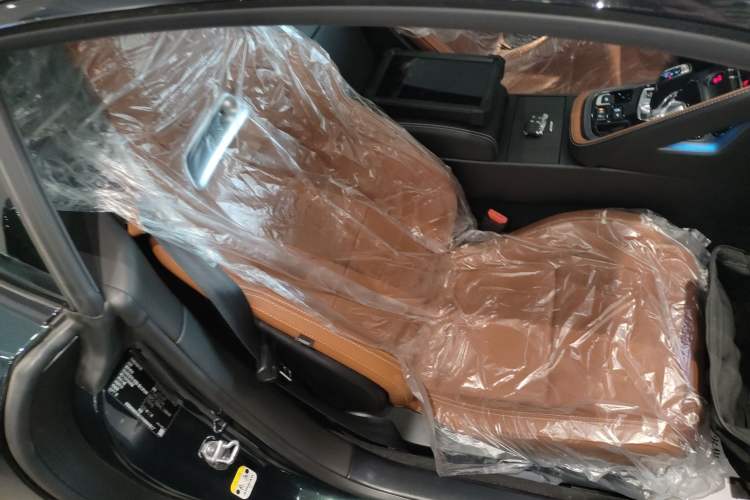 Used Jaguar F-TYPE 2021 P380 All-Wheel-Drive R-Dynamic Hardtop Version