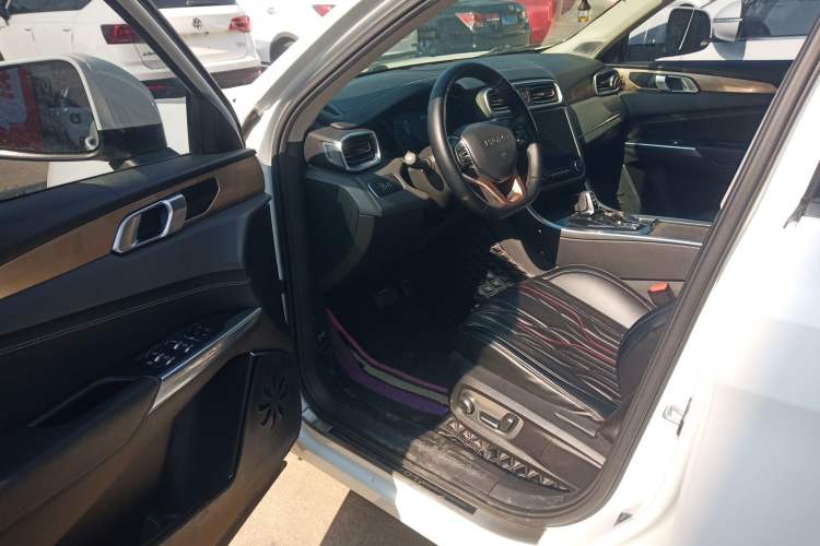 Used Lynk & Co 01 2017 2.0T Two-Wheel Drive Pro Edition