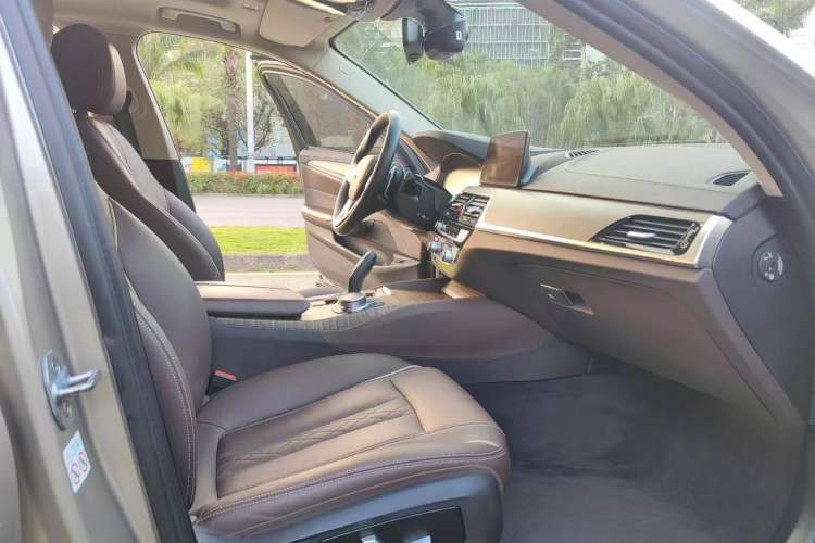 Used BMW 5 Series 2019 530Li Leading Model Luxury Package