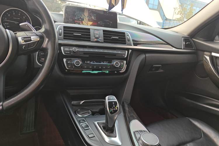 Used BMW 3 Series 2017 330Li M Sport Edition
