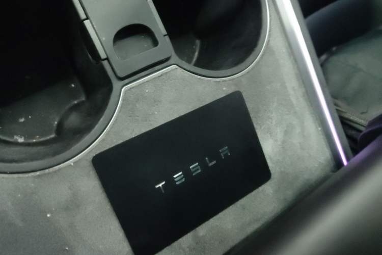 Used Tesla Model Y 2022 Rear-Wheel-Drive Version
