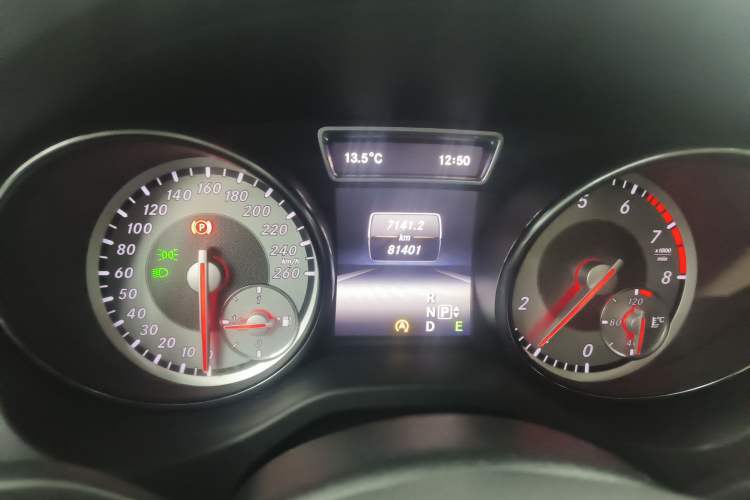 Used Mercedes-Benz GLA 2015 GLA 220 4MATIC Fashion Model
