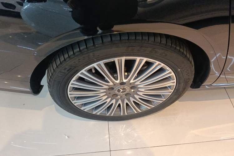 Used Mercedes-Benz E-Class 2022 Revised Version E 300 L Luxury Edition
