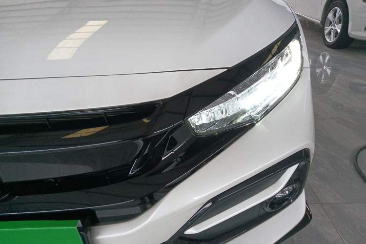 Used Honda Civic 2021 HATCHBACK 220TURBO CVT Trendy Cool Edition
